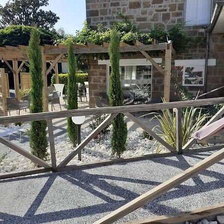 L'Auberge Saint-Viance Bagian luar foto