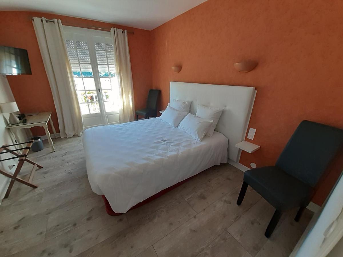 L'Auberge Saint-Viance Bagian luar foto