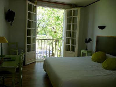 L'Auberge Saint-Viance Bagian luar foto
